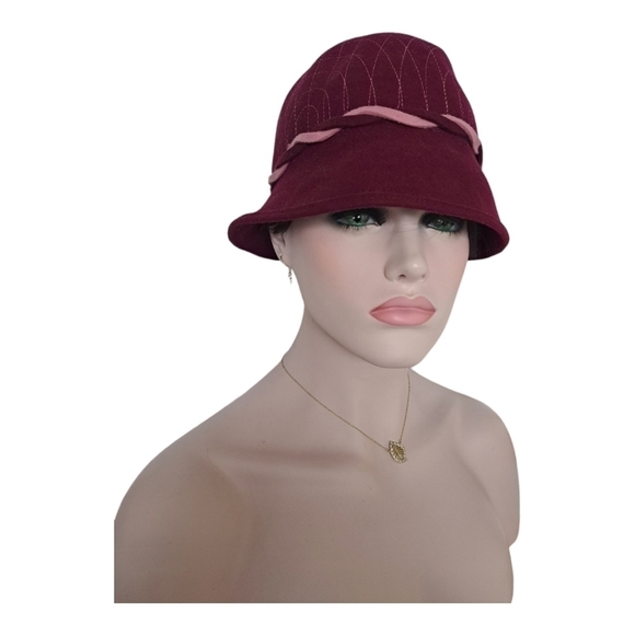 Vintage wool hat Made in England Circumference approx 21.5" Burgundy and pink - Picture 8 of 16